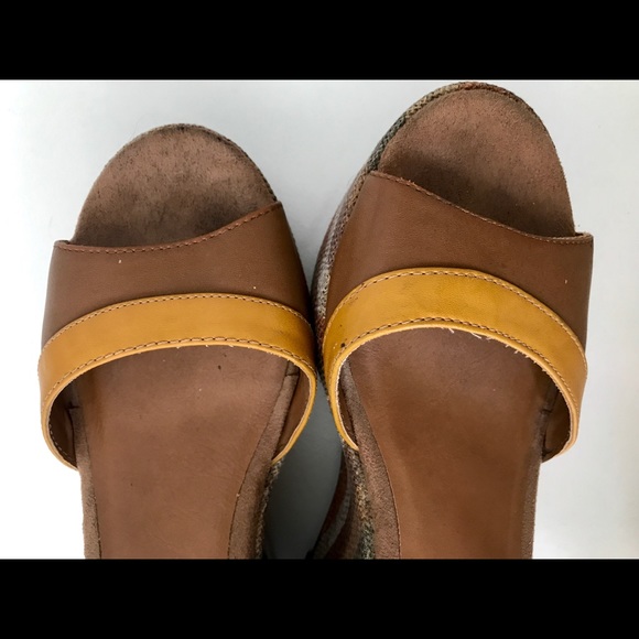 Fabric Wrapped Platform Wedges - Picture 12 of 13